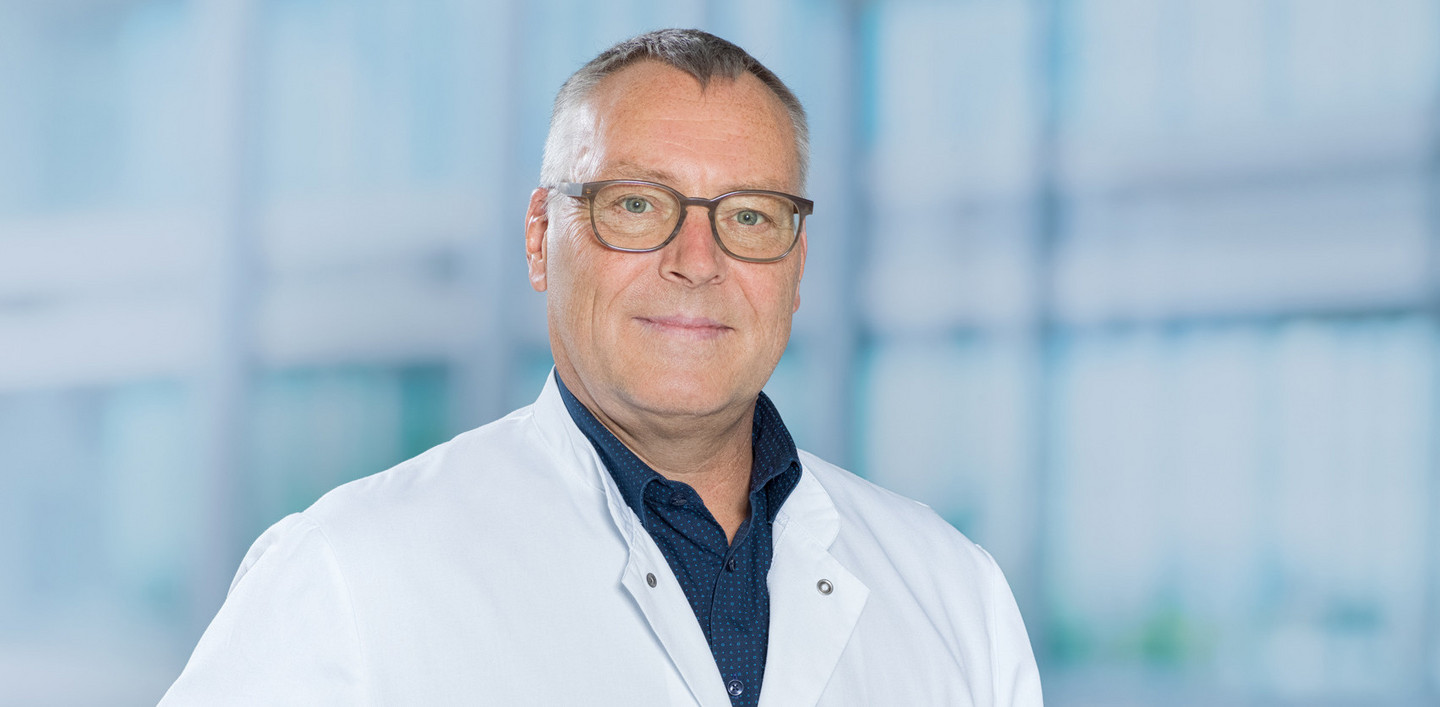 Chefarzt Dr. med. Hartmut Bauer