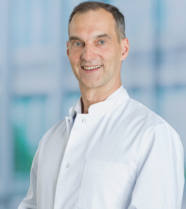  Thomas Broszey