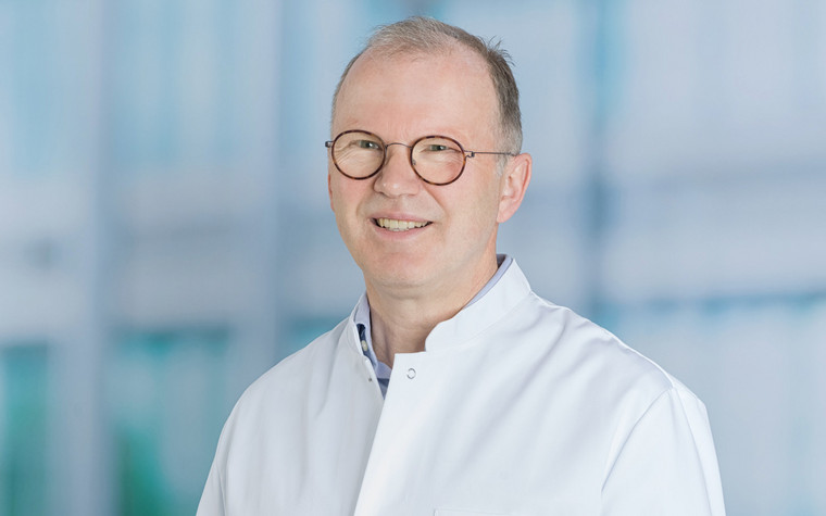 Prof. Dr. med. Heinz Michael Loick, Chefarzt Anästhesie und operative Intensivmedizin, Schmerz- und Palliativmedizin